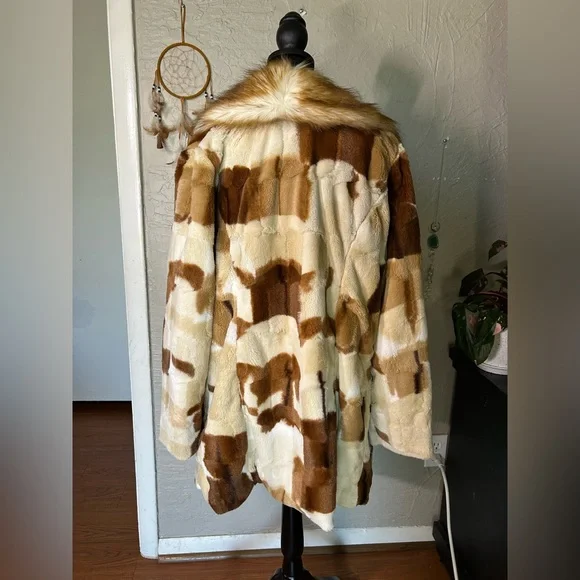 Adrienne Landau Faux Fur Coat in Brown and Cream - Picture 2 of 5